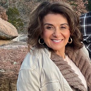 Meet your Posher, Teresa